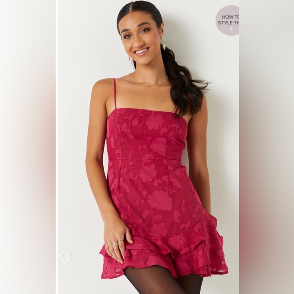 Francesca's Collections Dresses & Skirts - Francesca's NWT Christian Jacquard Ruffle Hem Mini Dress -‎ Pink